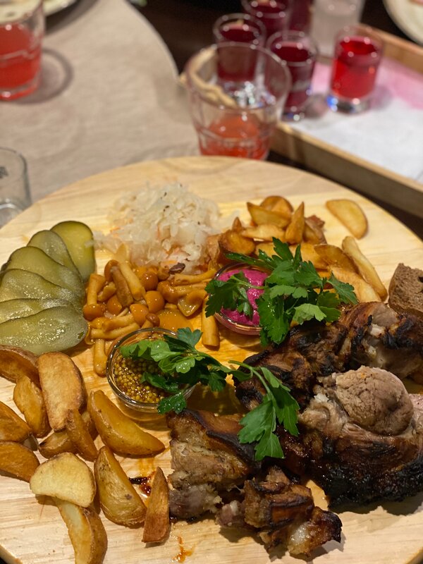 Мясная тарелка