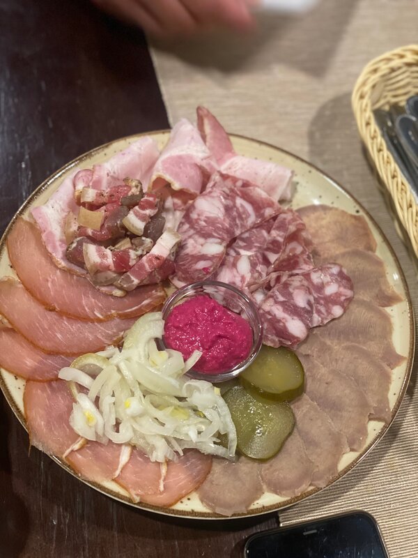 Мясная тарелка